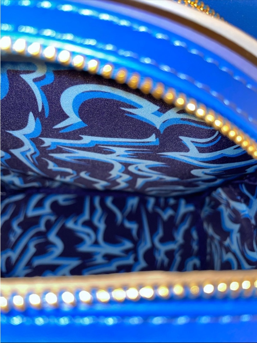 Exclusive Loungefly KPop Demon Hunters Derpy Light Up Glow Mini Backpack & Pins - Picture 12 of 16